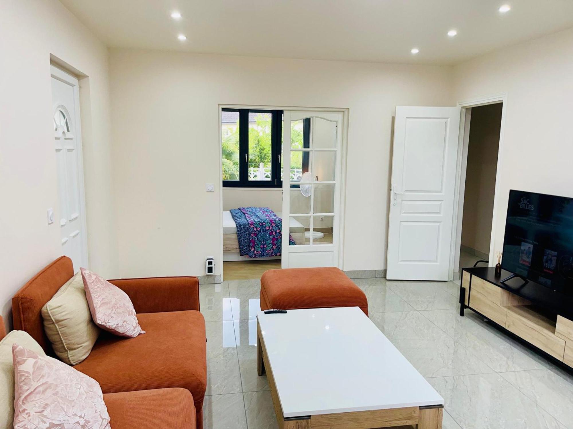 Stylish, Calm And Holiday home *